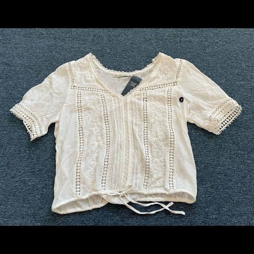 Abercrombie & Fitch Top